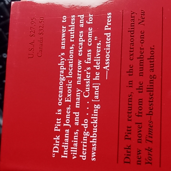 Hardback Clive Cussler novels, unread $7 each or $13 together. - Picture 7 of 11